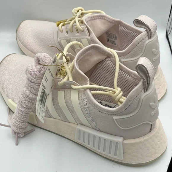 adidas gazelle silver green womens Adidas NMD_R1 White